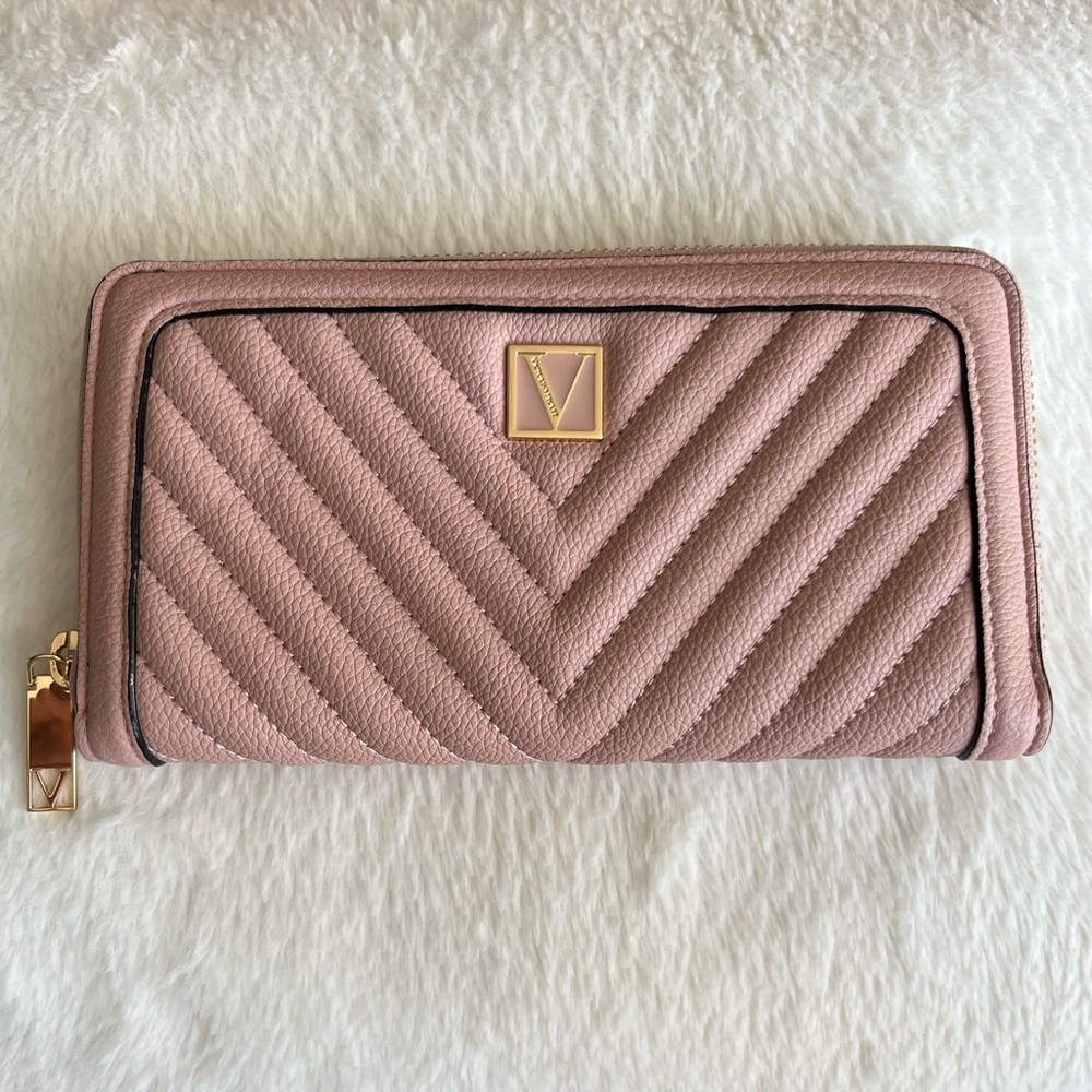 Victorias Secret Wallet